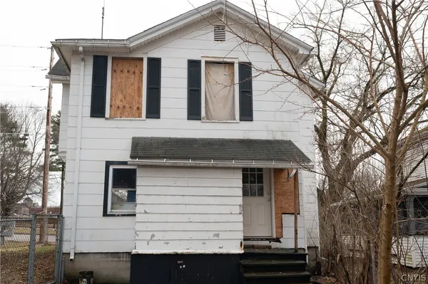 $69,900 | 31 Arterial West, Auburn, NY 13021