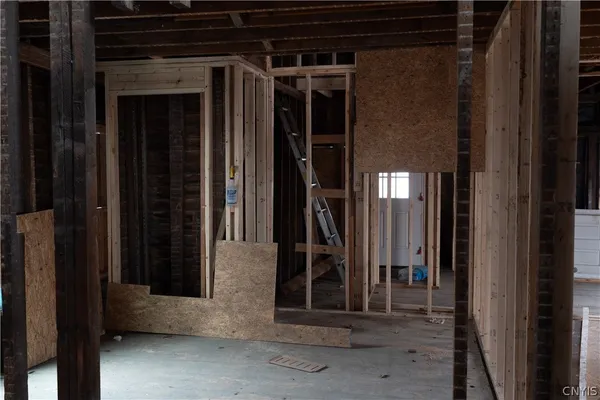 $69,900 | 31 Arterial West, Auburn, NY 13021