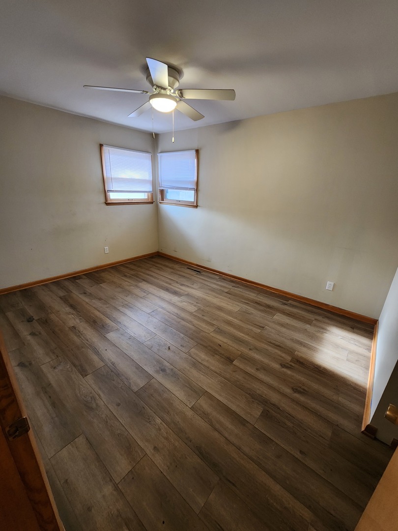 4603 Home Avenue McHenry, IL 60050 - Photo 7 of 13