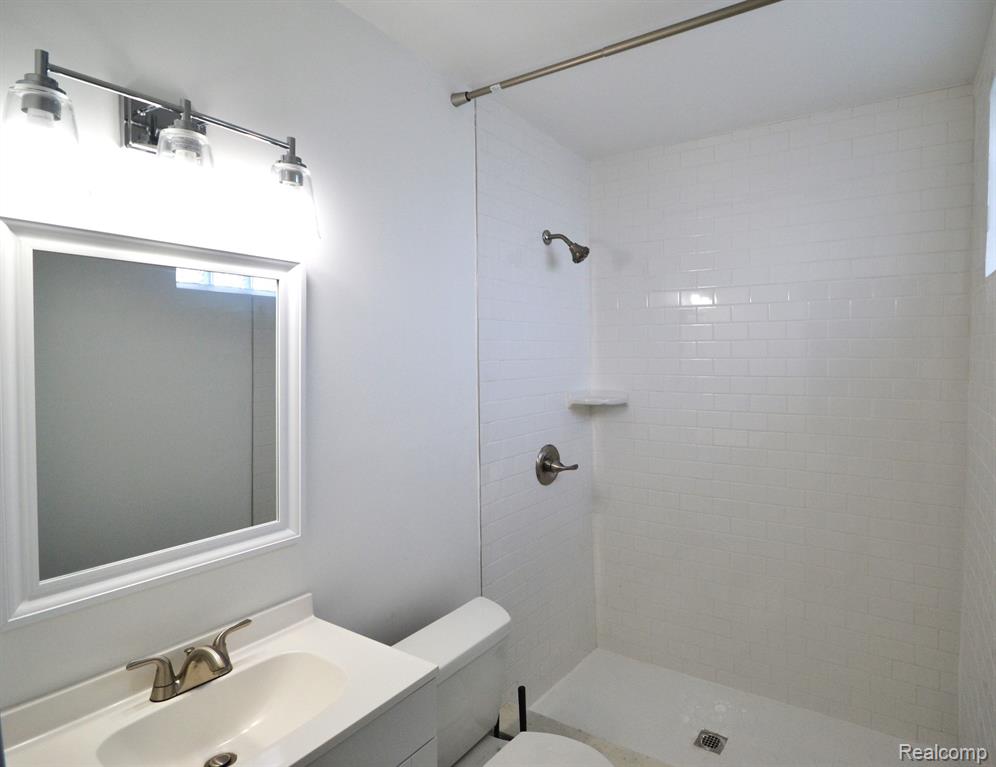 23831 John R Road Hazel Park, MI 48030 - Photo 30 of 49