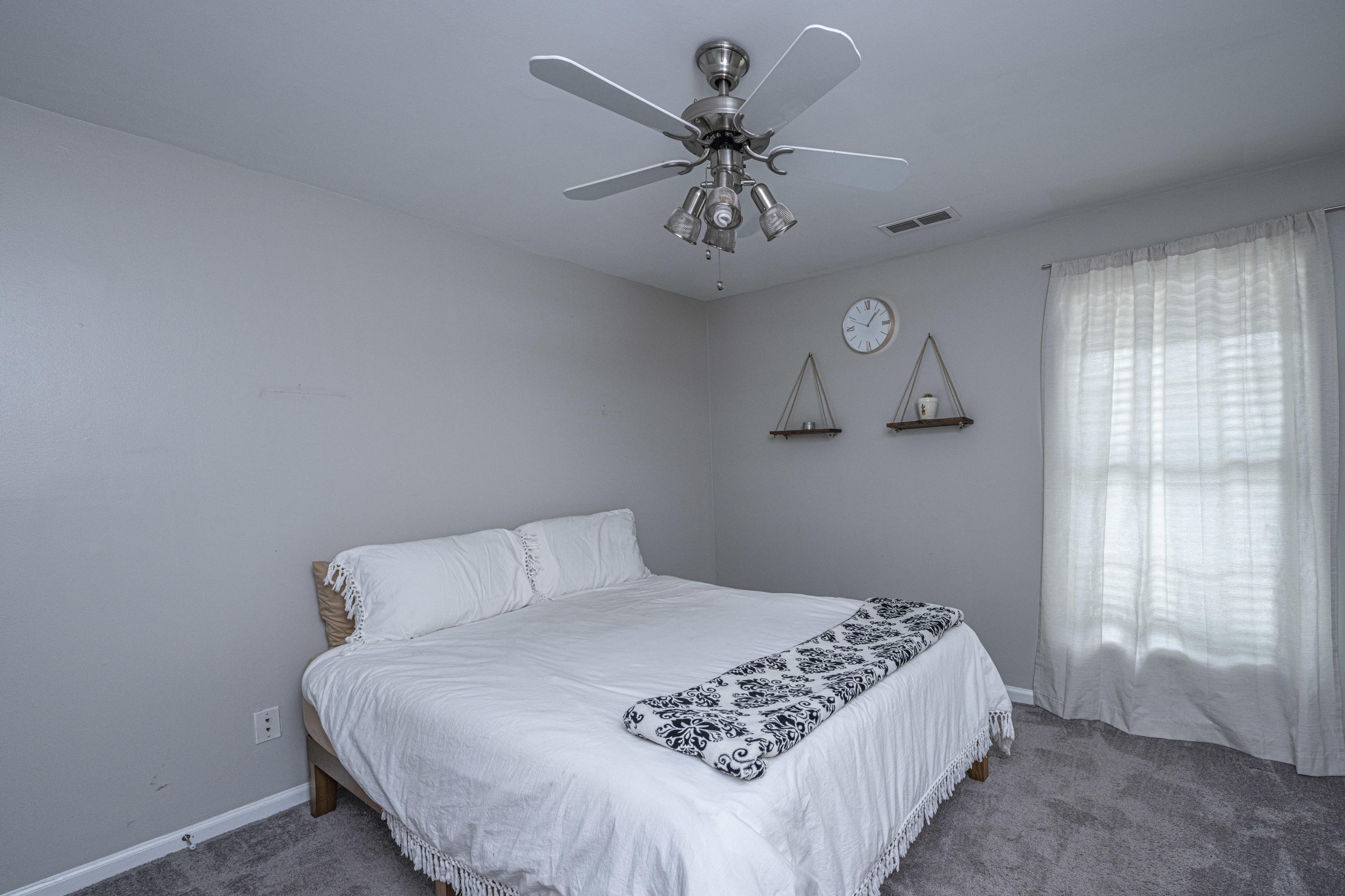 1530 Fort Johnson Road, Unit 4H Charleston, SC 29412 - Photo 15 of 24 Master Bedroom