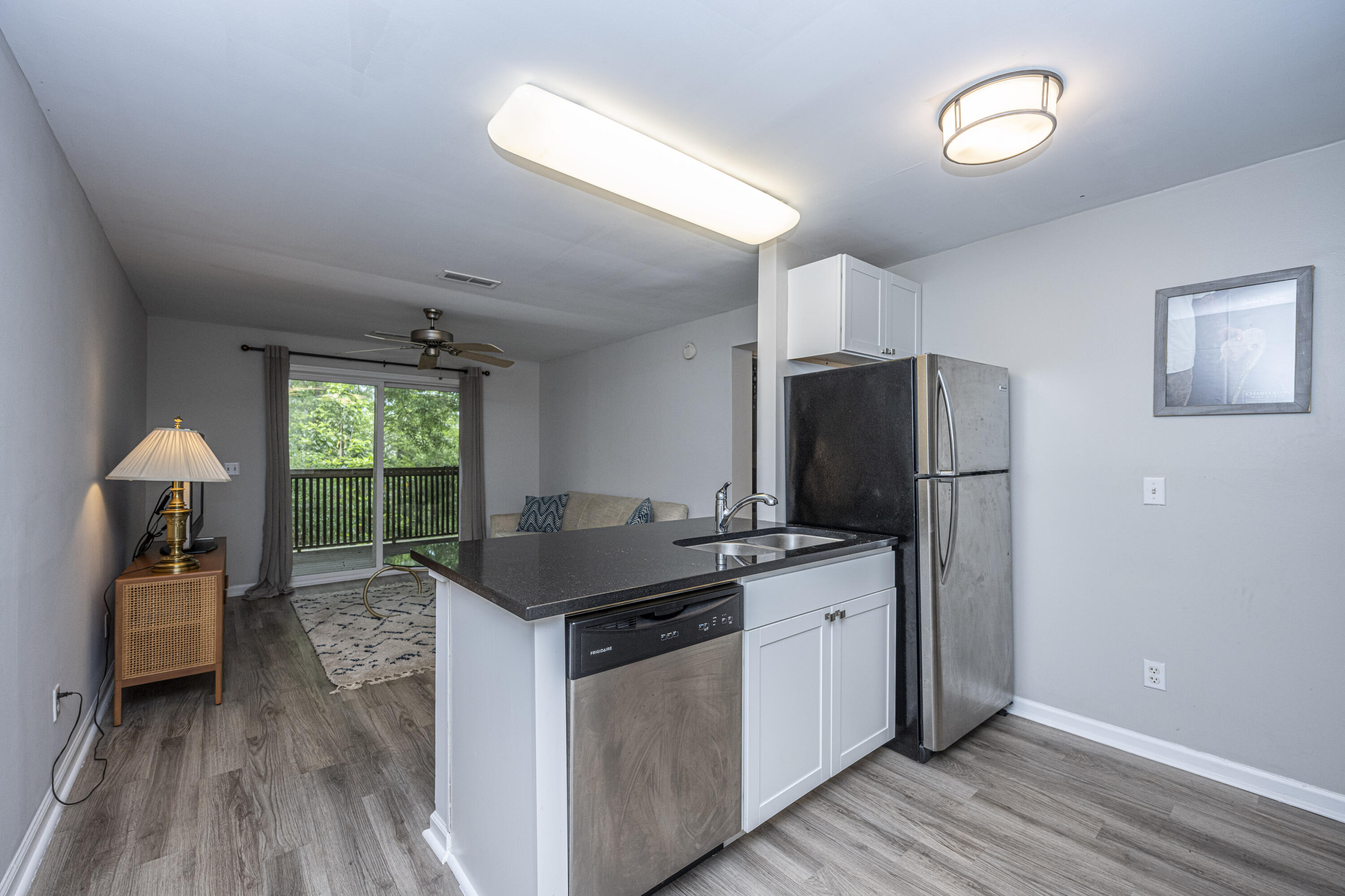 1530 Fort Johnson Road, Unit 4H Charleston, SC 29412 - Photo 10 of 24 Kitchen and Living area