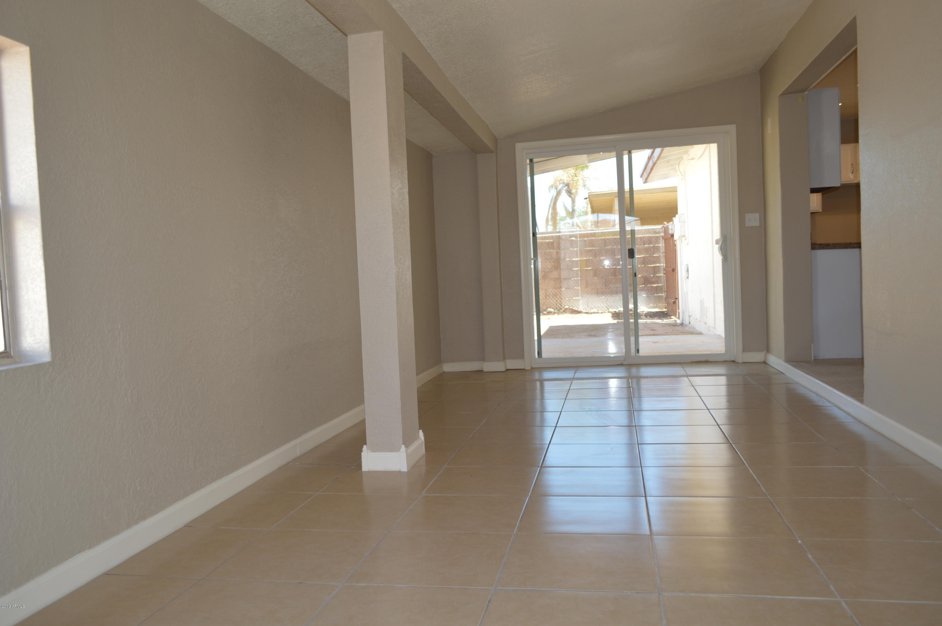 1602 West Darrel Road Phoenix, AZ 85041 - Photo 16 of 39 DSC_0355