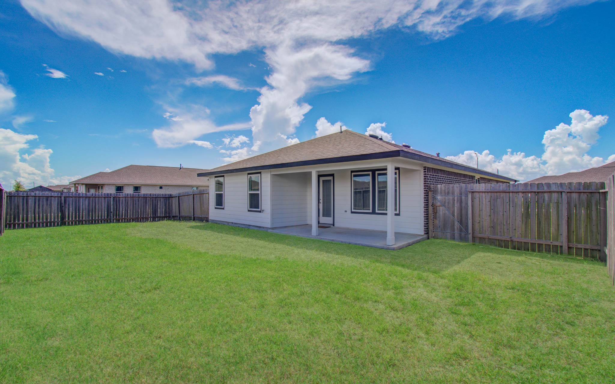 14543 Raintree Drive Baytown, TX 77523 - Photo 35 of 37 Covered patio!