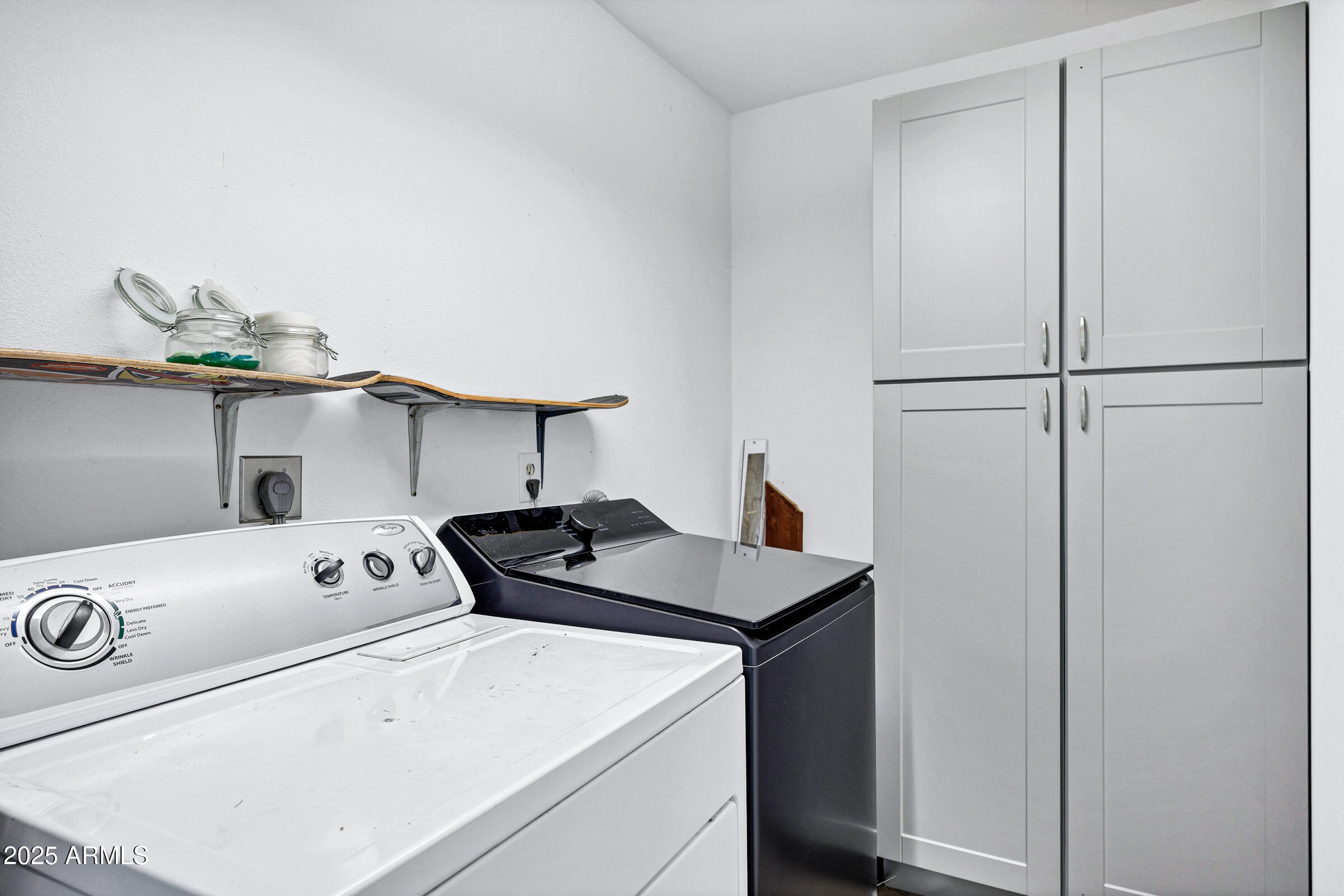 2012 North Van Ness Avenue Tempe, AZ 85288 - Photo 25 of 32 2012 N Van Ness Ave-26