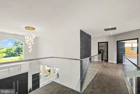 $2,499,000 | 6600 Reserves Hill Court, Annandale, VA 22003