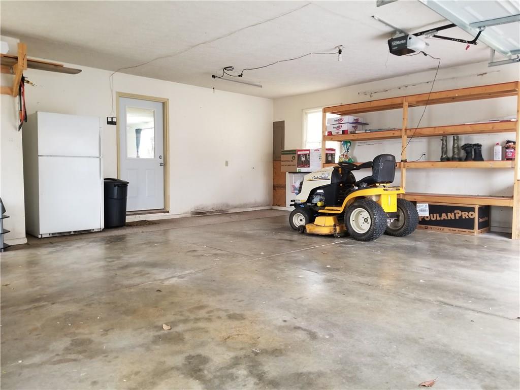 223 South Wolfcreek Road Columbus, IN 47201 - Photo 4 of 13 Gallery Image 4