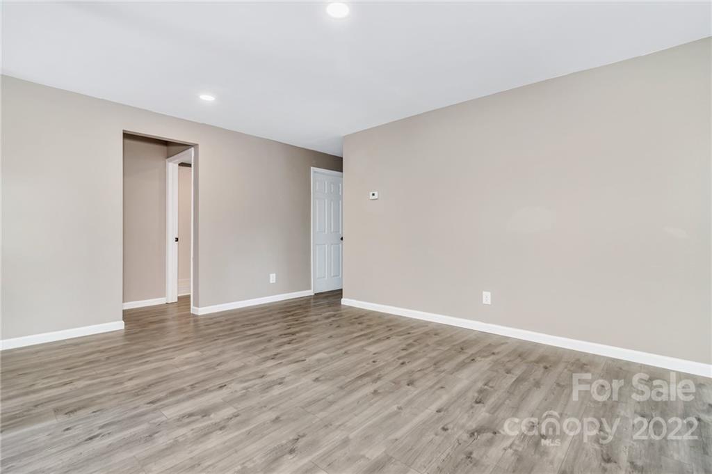 193 Embler Road Alexander, NC 28701 - Photo 16 of 32 Gallery Image 16
