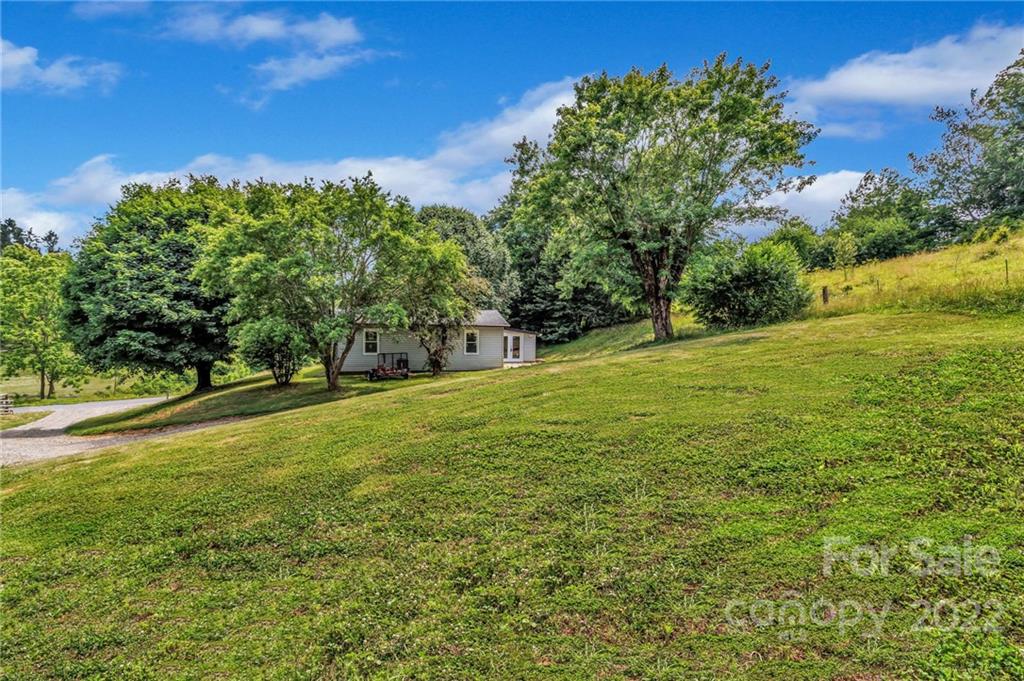 193 Embler Road Alexander, NC 28701 - Photo 2 of 32 Gallery Image 2