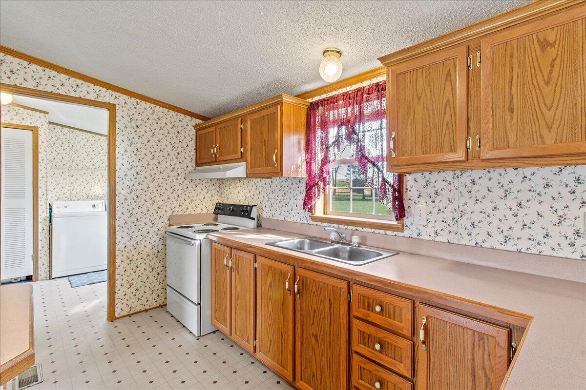 4921 Hawk Road Mechanicsburg, OH 43044 - Photo 14 of 46 14-IMG_0841