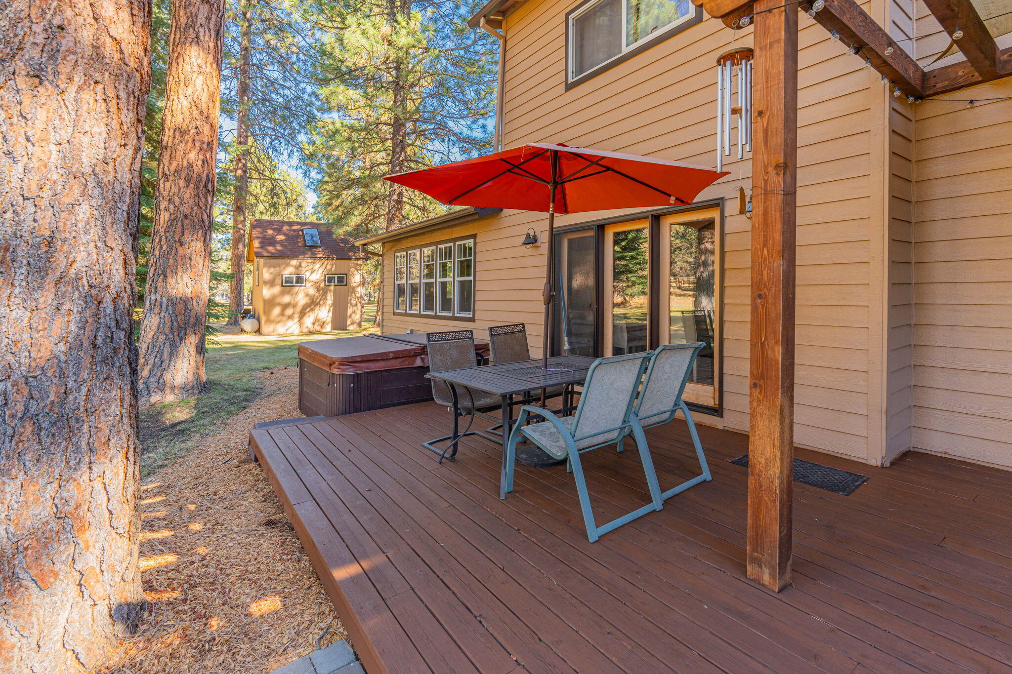63525 Johnson Road Bend, OR 97703 - Photo 51 of 66 17-web-or-mls-Riley-Visuals-17