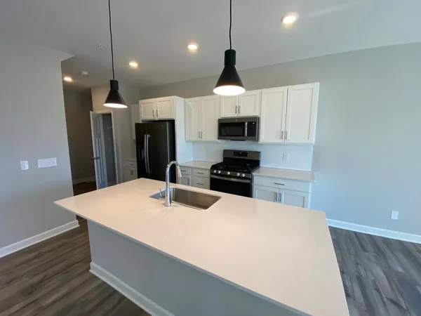 $3,525 | 9281 4th Street North, Lake Elmo, MN 55042