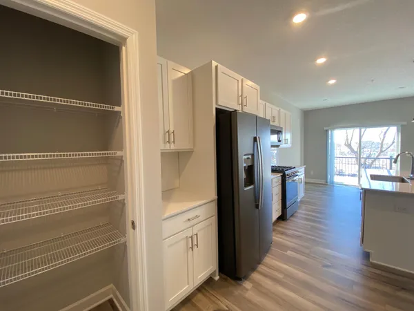 $3,525 | 9281 4th Street North, Lake Elmo, MN 55042