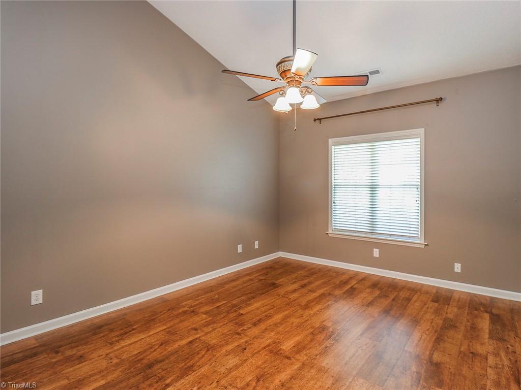 4229 Beacon Ridge Drive High Point, NC 27265 - Photo 15 of 30 Gallery Image 15