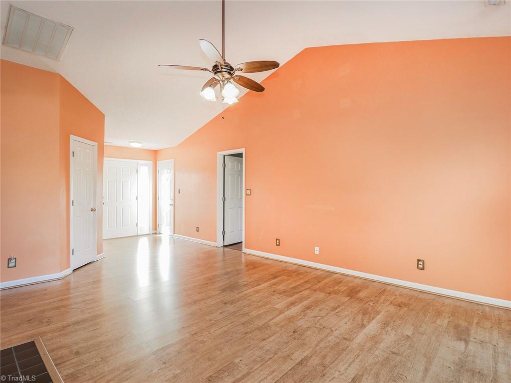 4229 Beacon Ridge Drive High Point, NC 27265 - Photo 5 of 30 Gallery Image 5