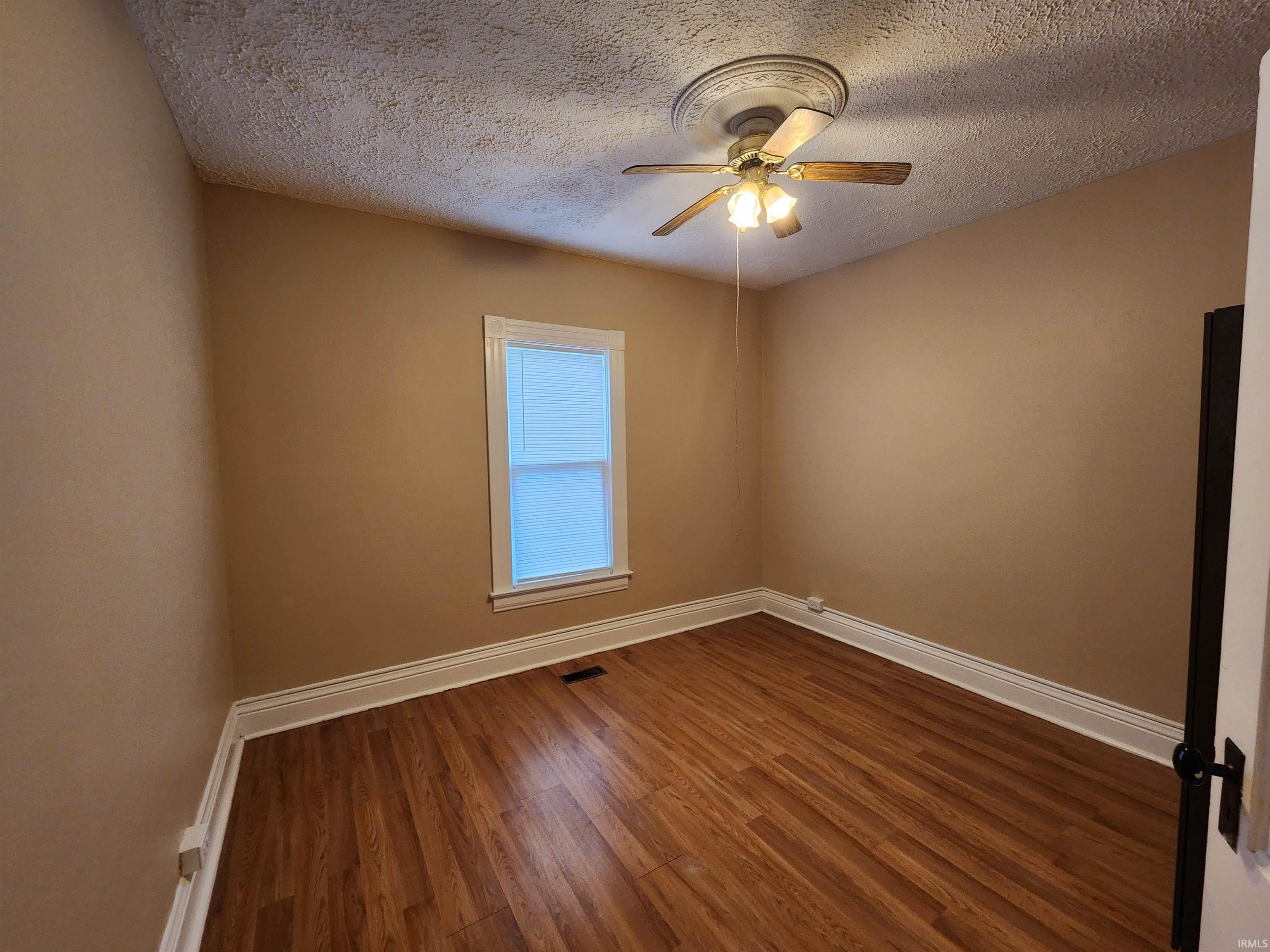 1709 West Sample Street South Bend, IN 46619 - Photo 6 of 14