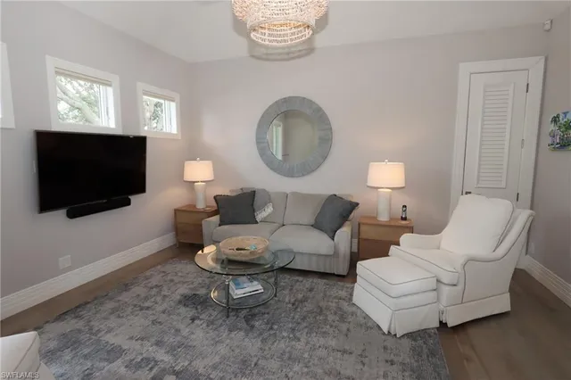 $105,000 | 875 Gulf Shore Boulevard South, Naples, FL 34102