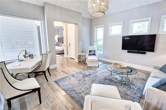 $105,000 | 875 Gulf Shore Boulevard South, Naples, FL 34102