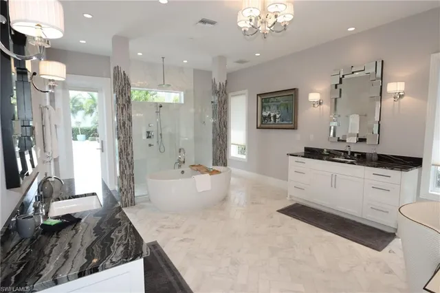 $105,000 | 875 Gulf Shore Boulevard South, Naples, FL 34102