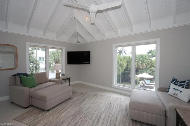 $105,000 | 875 Gulf Shore Boulevard South, Naples, FL 34102