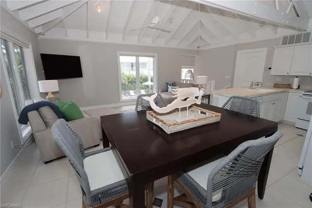 $105,000 | 875 Gulf Shore Boulevard South, Naples, FL 34102