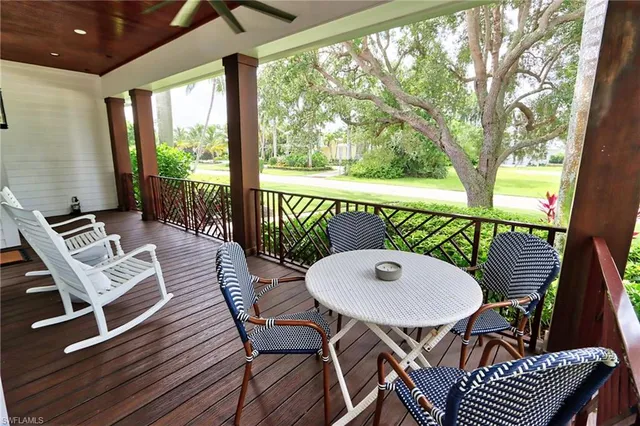 $105,000 | 875 Gulf Shore Boulevard South, Naples, FL 34102