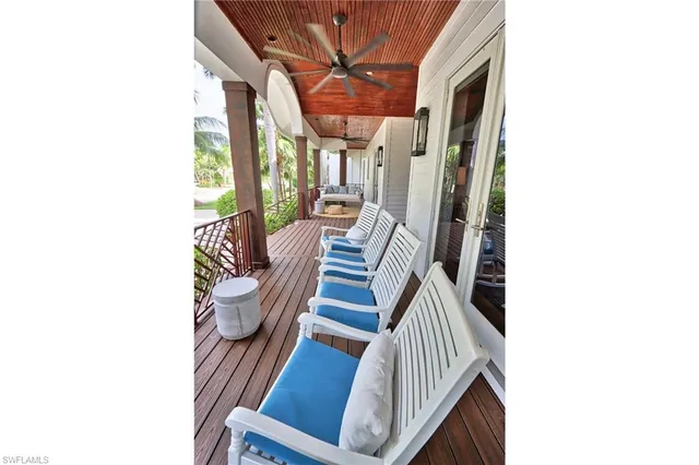 $105,000 | 875 Gulf Shore Boulevard South, Naples, FL 34102