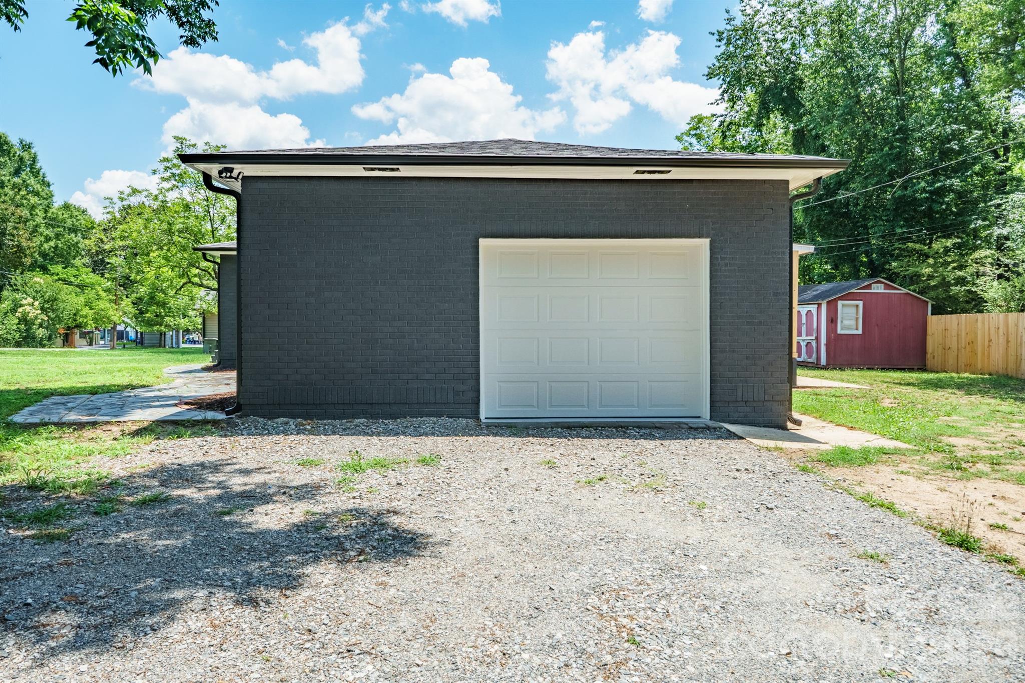 841 Murphy Street Kannapolis, NC 28081 - Photo 4 of 44