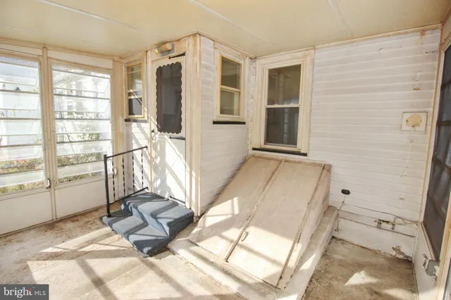 $249,900 | 130 Pennsylvania Road, Brooklawn, NJ 08030