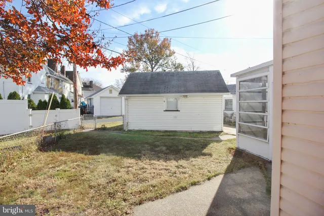 $249,900 | 130 Pennsylvania Road, Brooklawn, NJ 08030