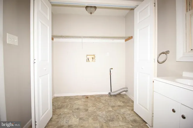 $249,900 | 130 Pennsylvania Road, Brooklawn, NJ 08030