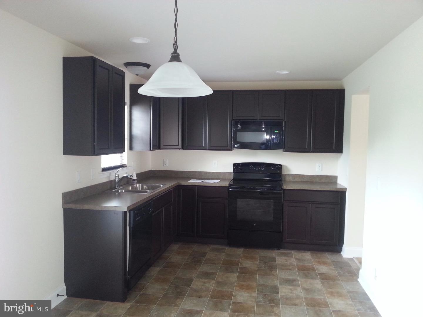 3385 Alydar Road Downingtown, PA 19335 - Photo 4 of 12 Gallery Image 4