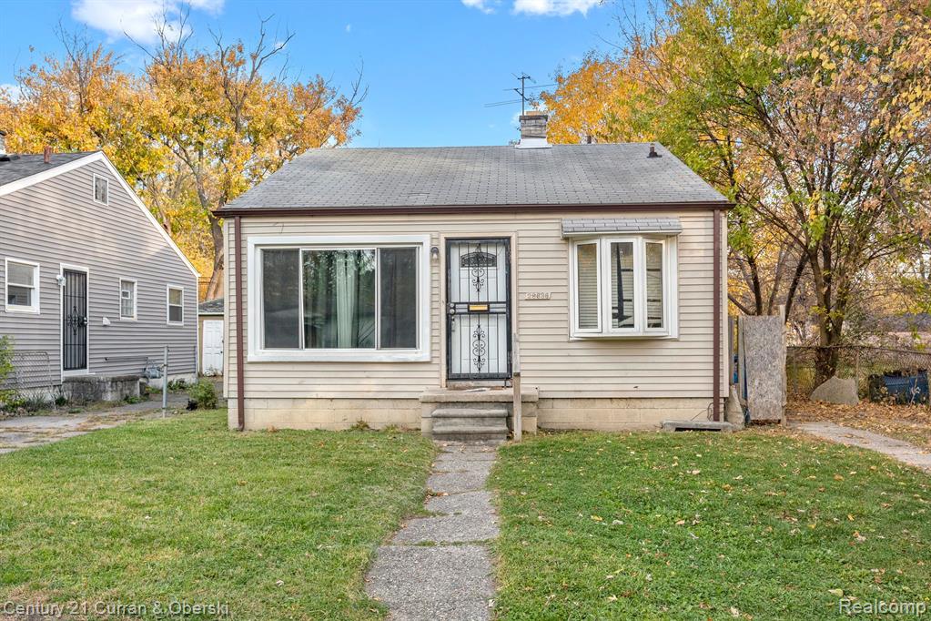 29636 Grandview Street Inkster, MI 48141 - Photo 1 of 8