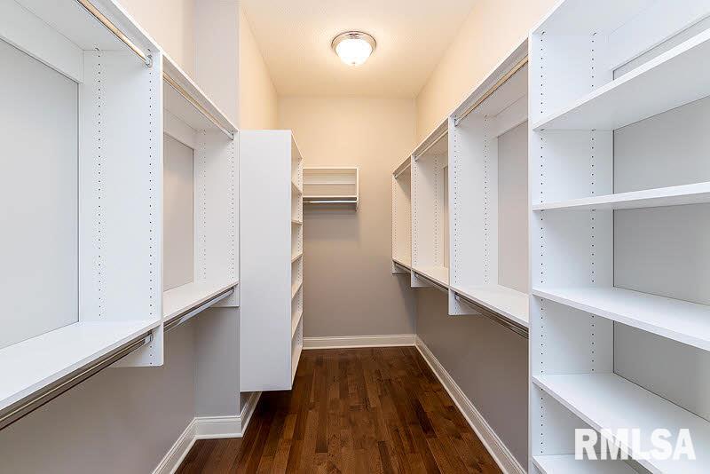 6256 Cardinal Road Bettendorf, IA 52722 - Photo 17 of 24 Gallery Image 17