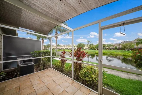 $250,000 | 7633 Plantation Circle, Unit 7633, University Park, FL 34201