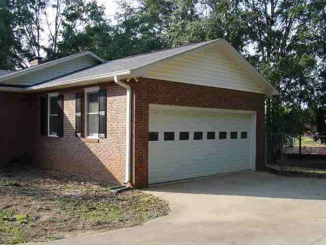 1104 Westgate Road Anderson, SC 29626 - Photo 8 of 9 Gallery Image 8