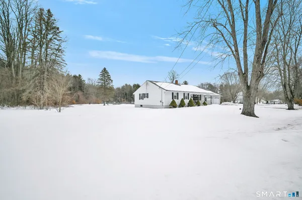 $357,900 | 33 Harrington Road, East Windsor, CT 06016