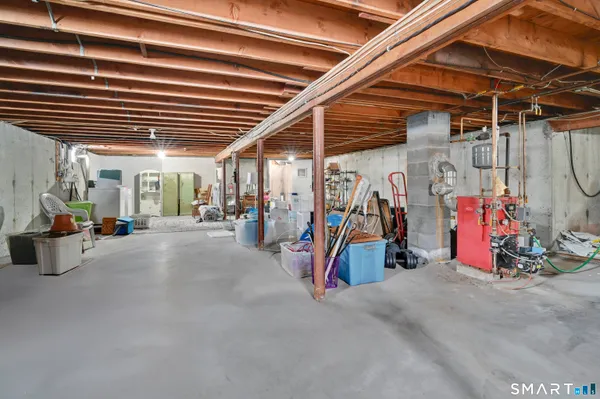 $357,900 | 33 Harrington Road, East Windsor, CT 06016