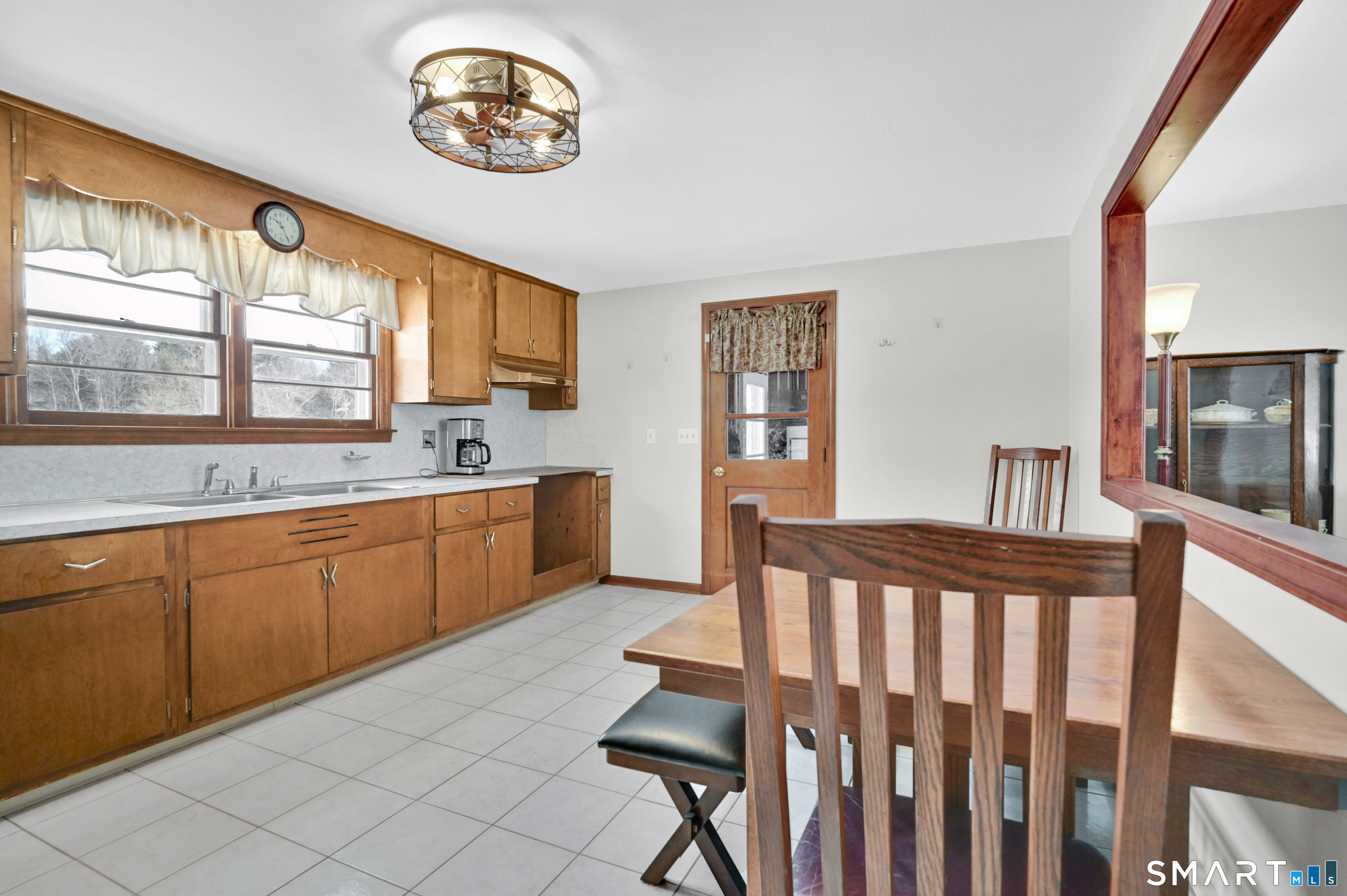 33 Harrington Road East Windsor, CT 06016 - Photo 10 of 29