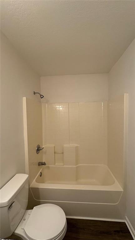 1289 Huntly Circle Thomson, GA 30824 - Photo 20 of 20 a bathroom with a toilet and a bath tub