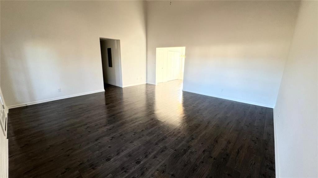 1289 Huntly Circle Thomson, GA 30824 - Photo 5 of 20 a view of a hallway with wooden floor