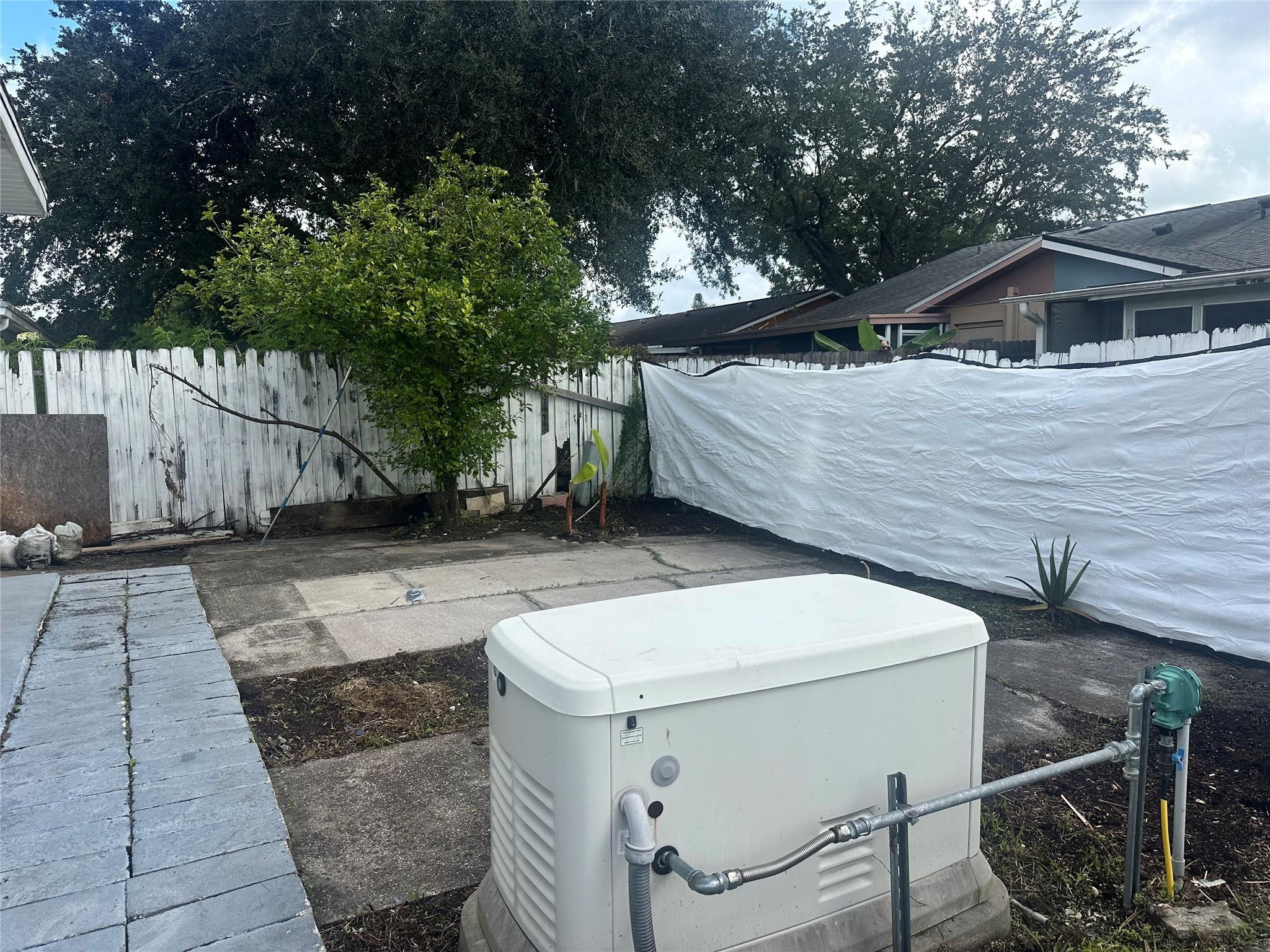 755 Hummingbird Lane Orlando, FL 32825 - Photo 4 of 8 Photo 4