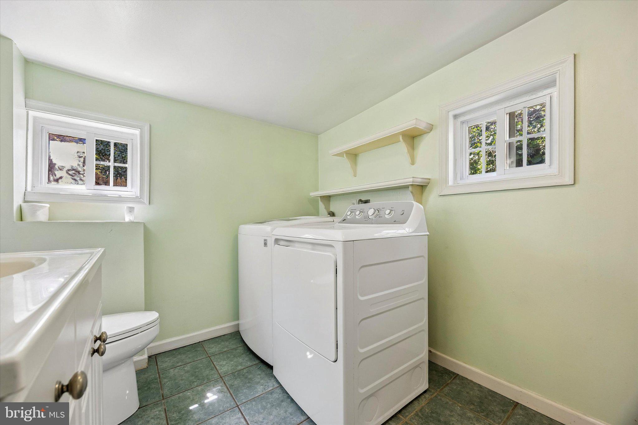4334 Fleming Street Philadelphia, PA 19128 - Photo 12 of 25 a utility room with dryer and washer