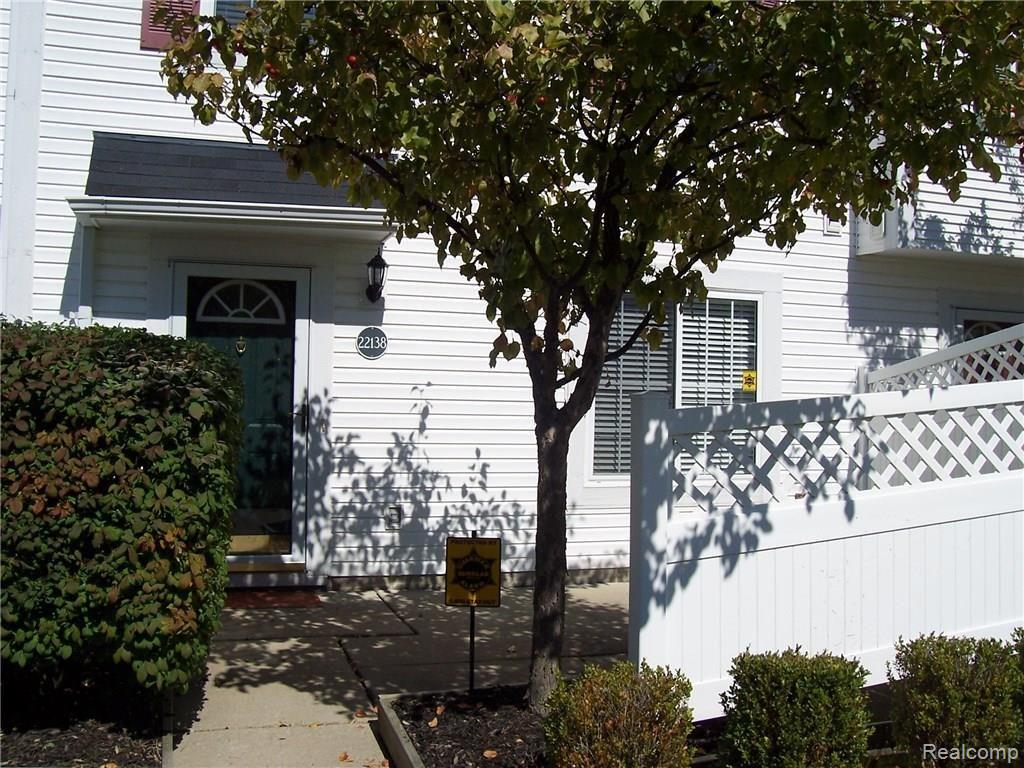 22138 Cape Cod Way Farmington, MI 48336 - Photo 16 of 27