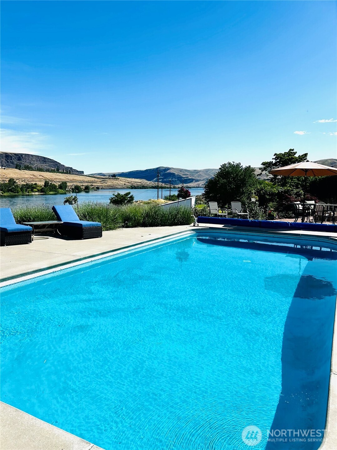 7667 Tarpiscan Road Malaga, WA 98828 - Photo 2 of 40