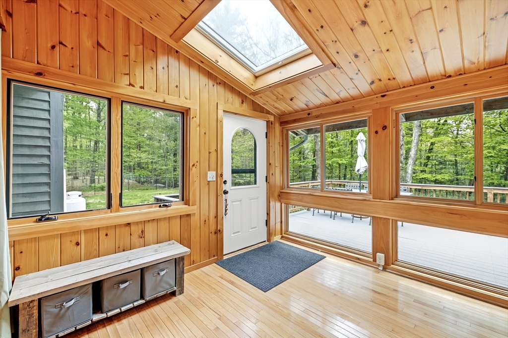 591 Kennedy Road Northampton, MA 01053 - Photo 14 of 42
