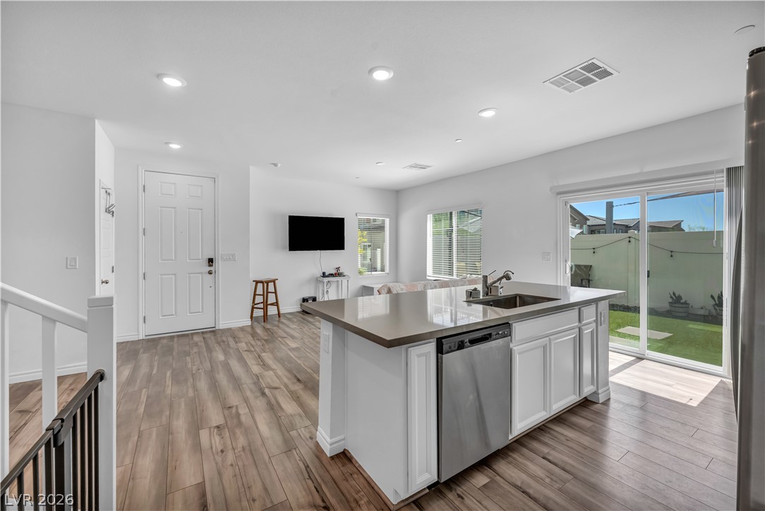 7222 North Decatur Boulevard, Unit 5 North Las Vegas, NV 89084 - Photo 3 of 44