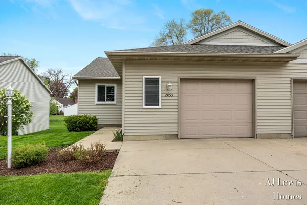 $263,900 | 2895 Harmony Court, Wyoming, MI 49519