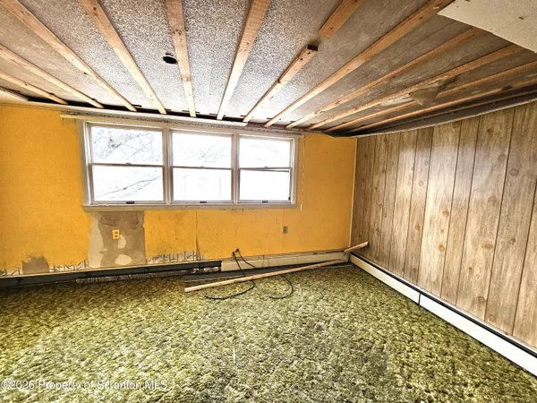 $129,875 | 1703 Highway 502, Moscow, PA 18444