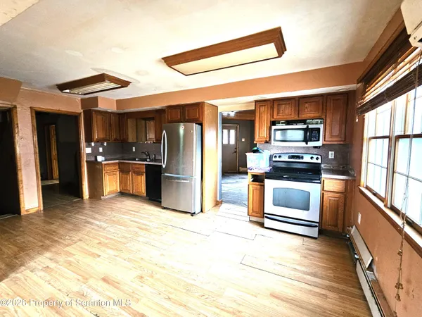 $129,875 | 1703 Highway 502, Moscow, PA 18444